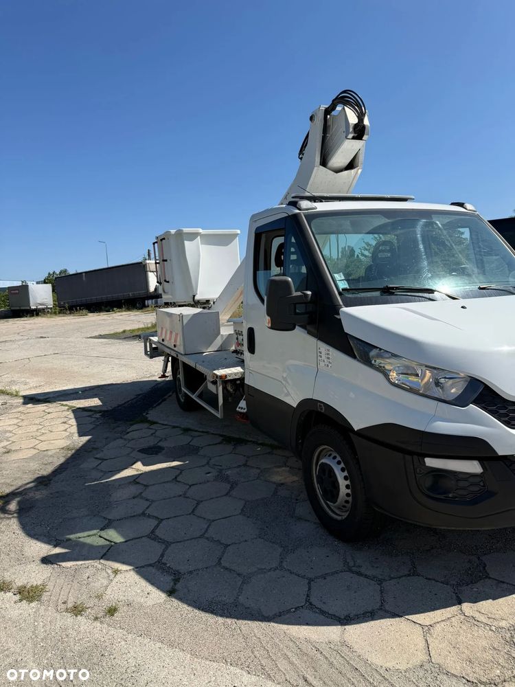 Iveco DAILY - 33