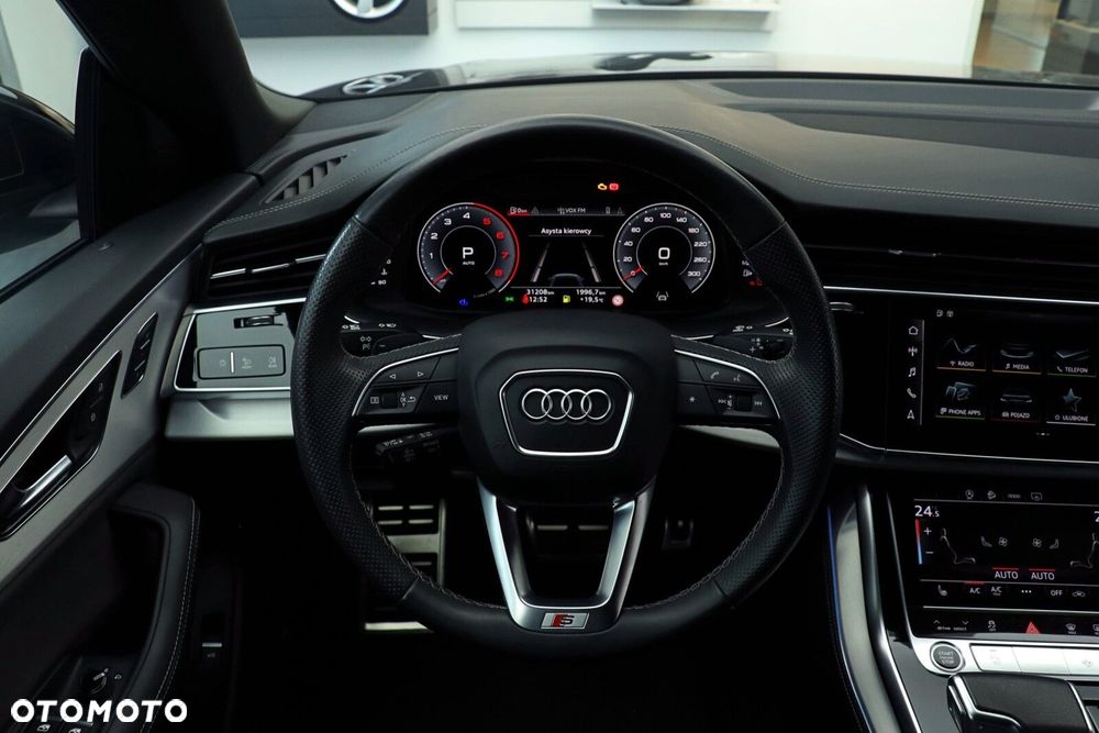 Audi Q8 - 27