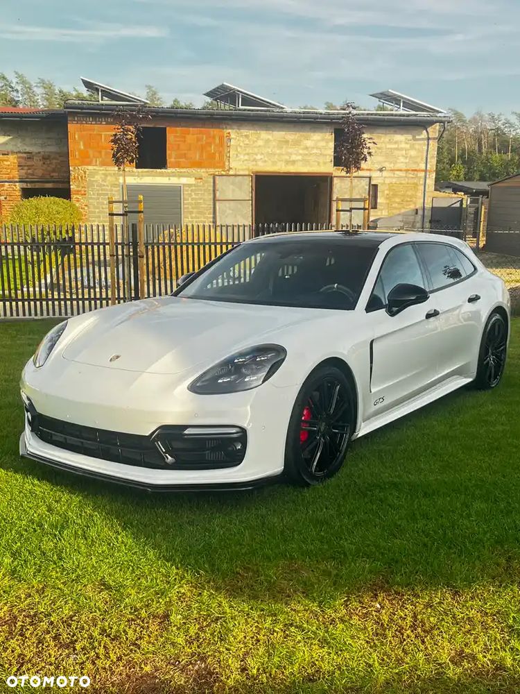 Porsche Panamera GTS GPF - 32