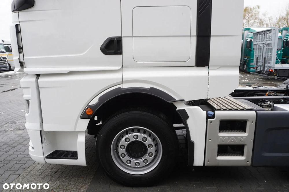MAN TGX 18.510 E6 4x2 / Kab. sypialna / 2023 / 4 szt - 18