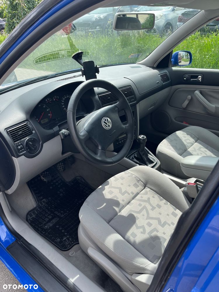Volkswagen Golf 1.6 Trendline - 8
