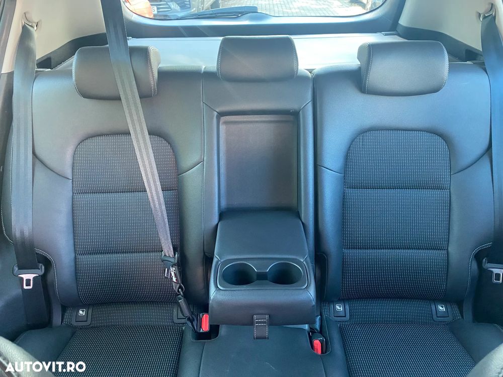 Kia Sportage 1.6 DSL 7DCT HP 4x4 Style - 8