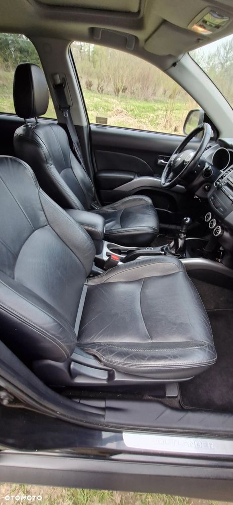 Mitsubishi Outlander 2.0 DID Instyle - 16
