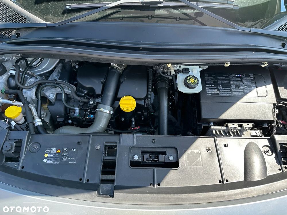 Renault Grand Scenic - 27