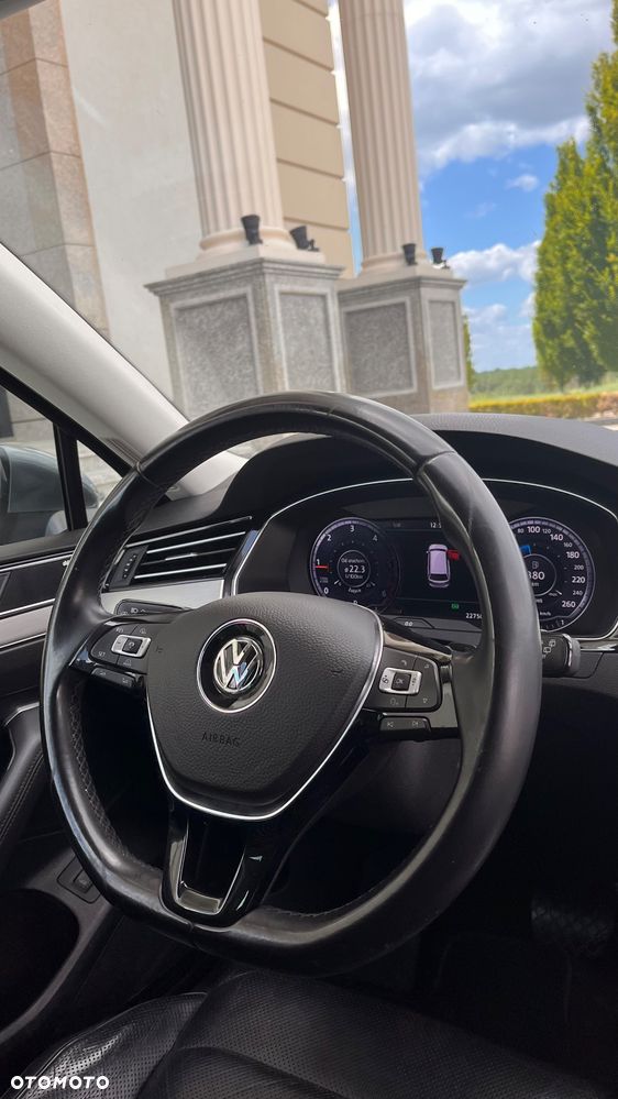 Volkswagen Passat 2.0 TDI Bi-Turbo BMT 4Mot Highline DSG - 22