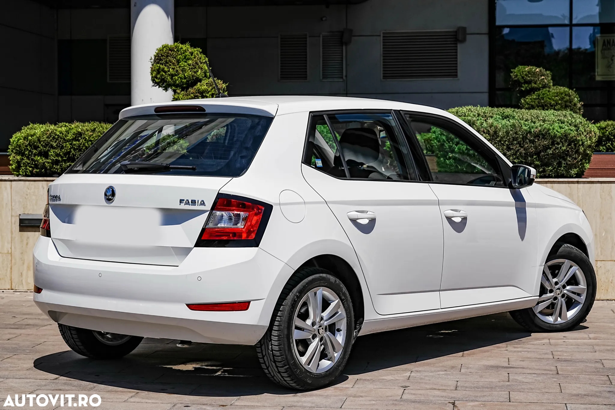 Skoda Fabia 1.0 TSI 95 CP Ambition - 8