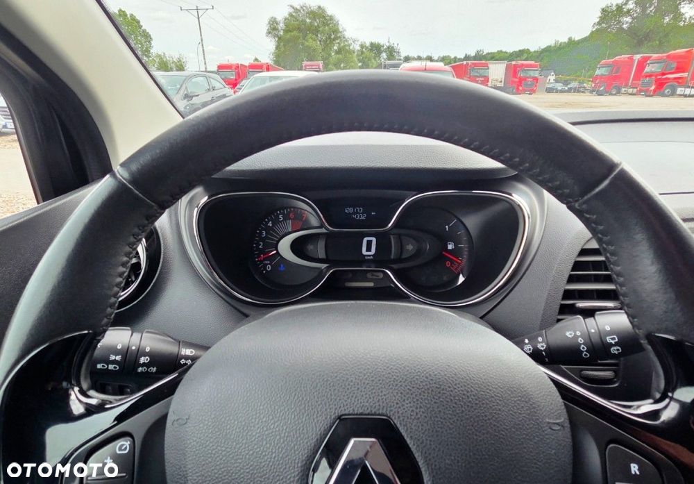 Renault Captur - 13