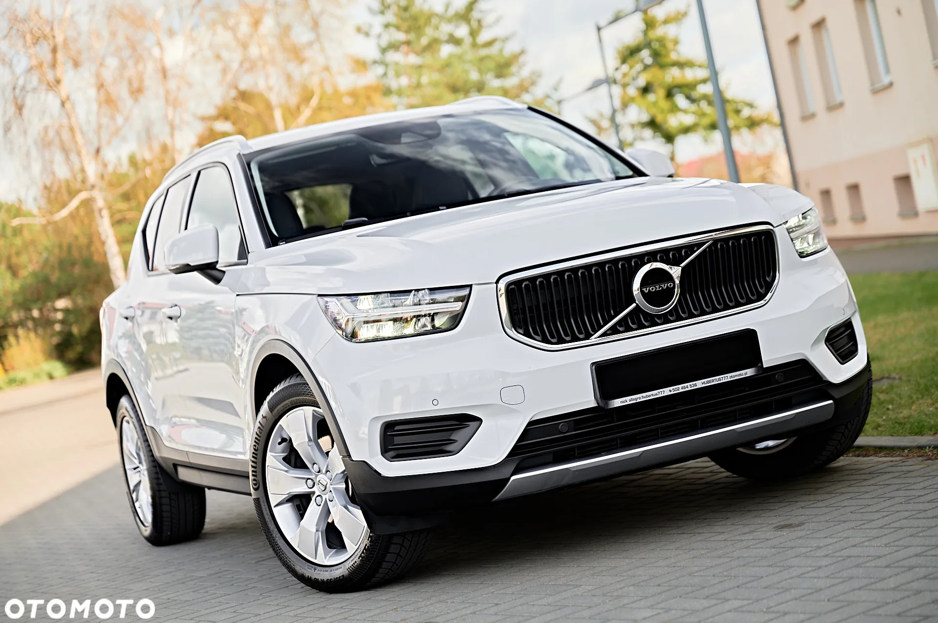 Volvo XC 40 T3 Momentum Pro - 21