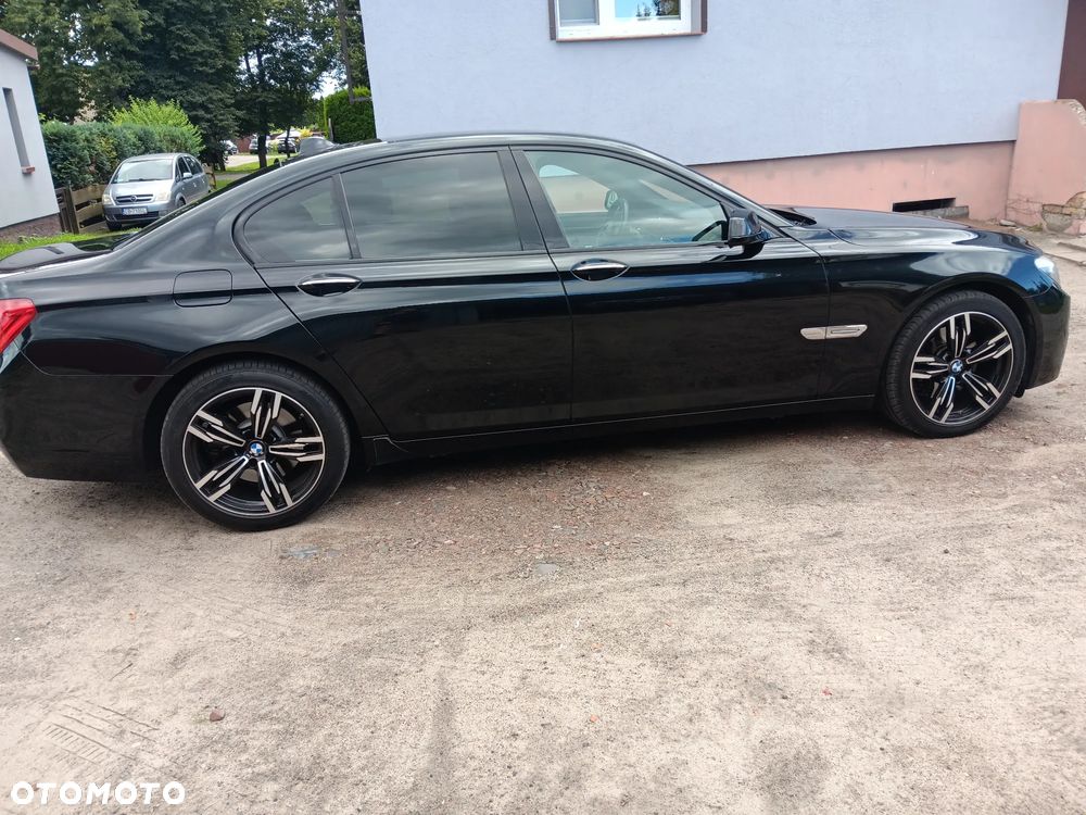 BMW Seria 7 730d - 8