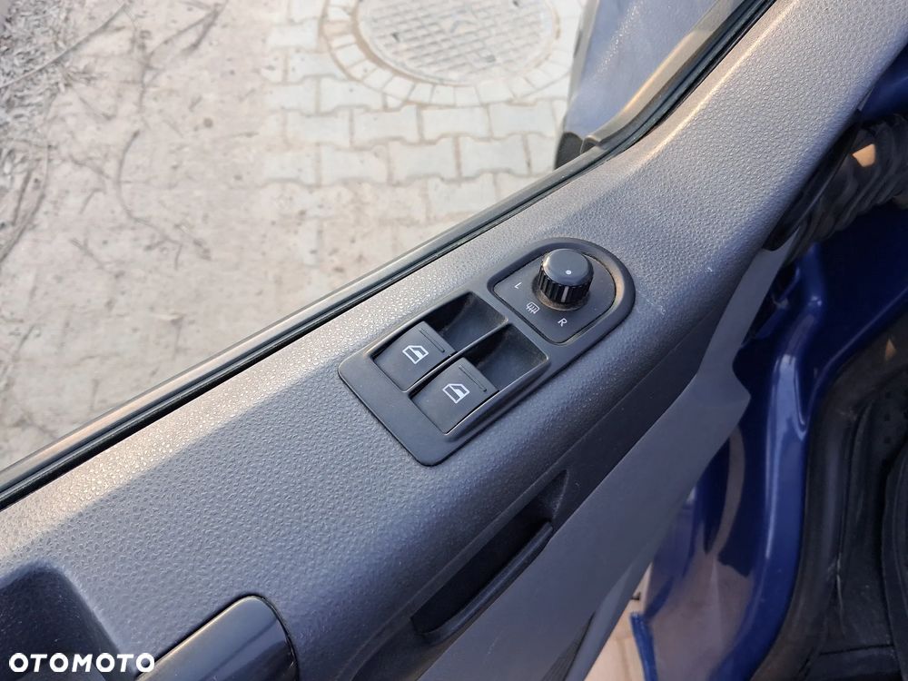 Volkswagen Transporter L2 - 18