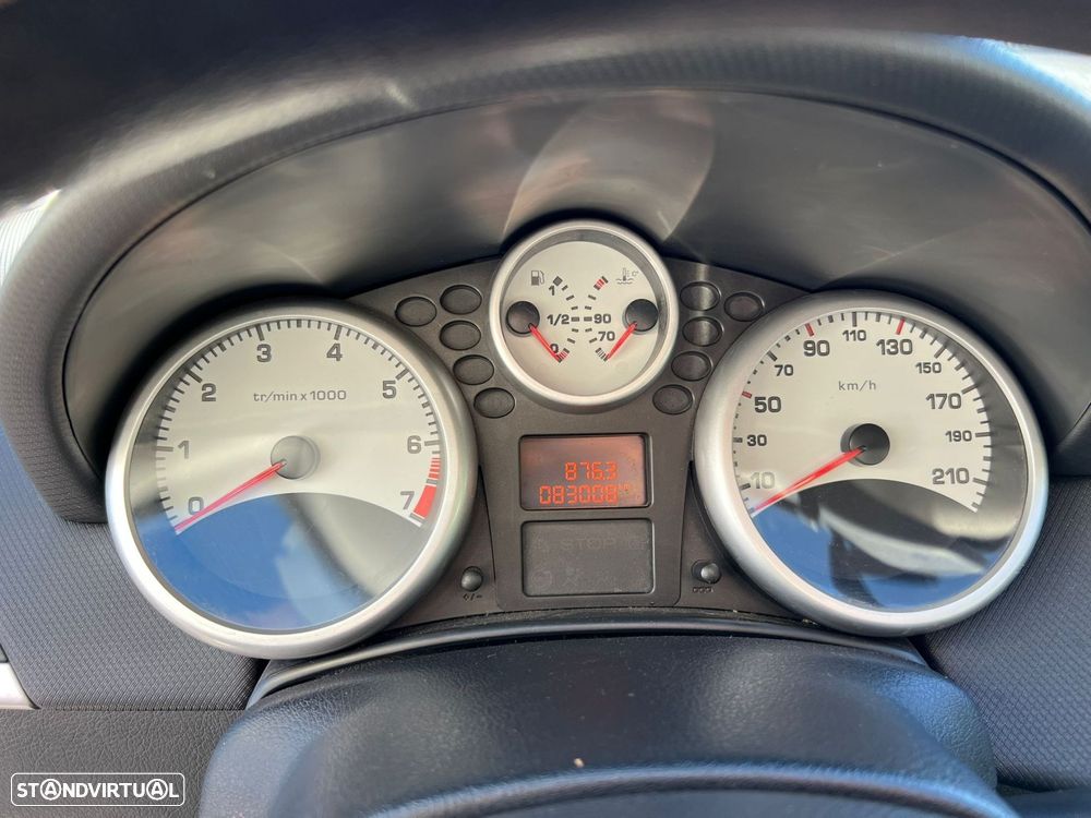 Peugeot 207 1.4 16V Active - 24