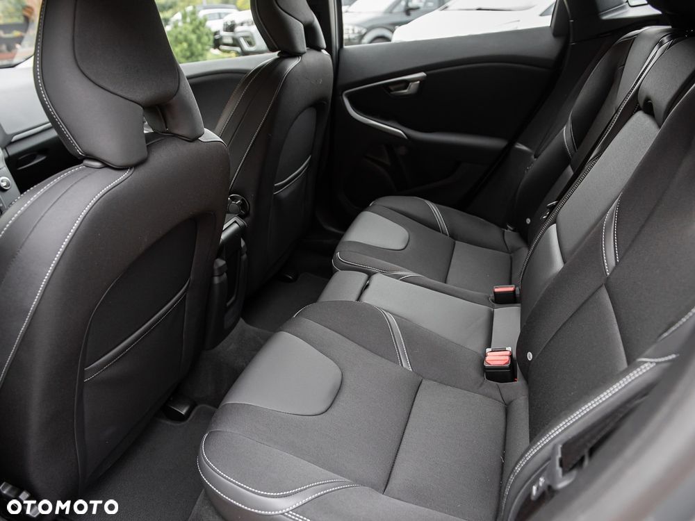 Volvo V40 - 26