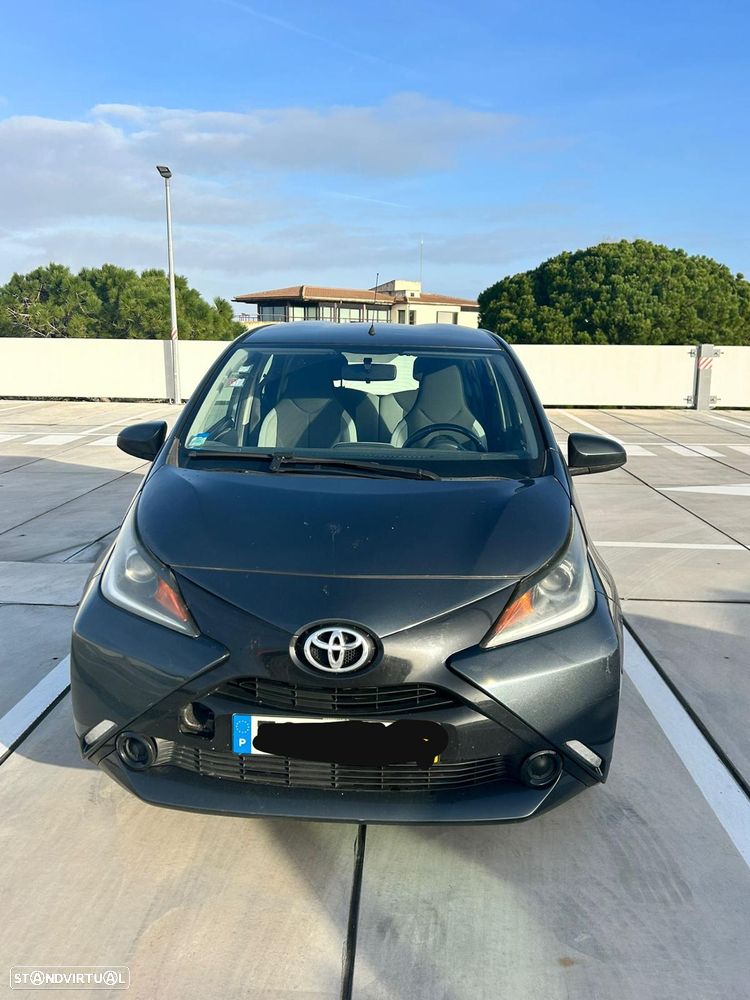 Toyota Aygo 1.0 - 11