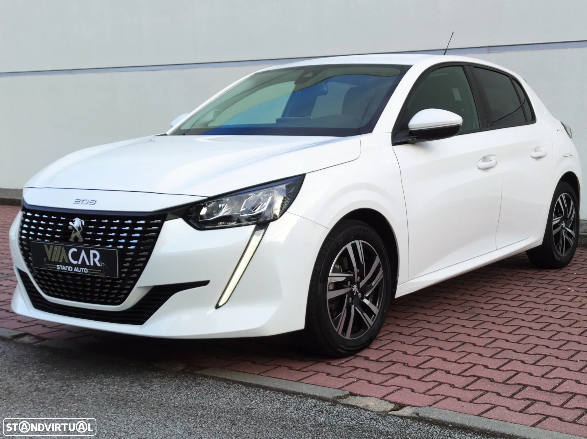 Peugeot 208 1.2 PureTech Allure Pack - 9