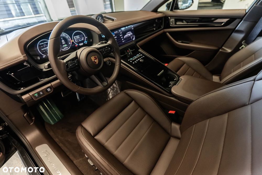 Porsche Panamera 4 E-Hybrid PHEV - 8