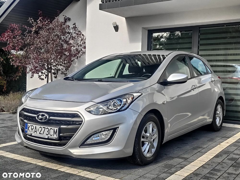Hyundai i30 1.6 CRDI Select - 2