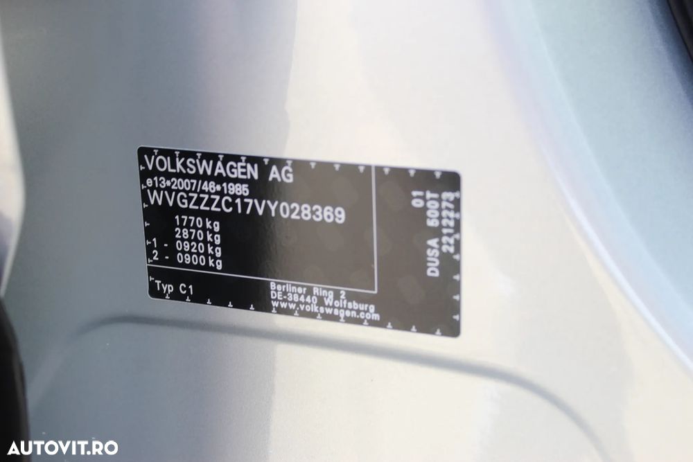 Volkswagen T-Cross - 17