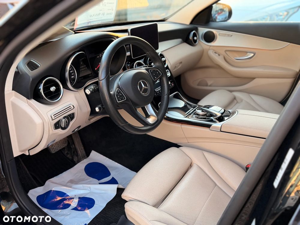 Mercedes-Benz Klasa C 200 4-Matic 7G-TRONIC - 14