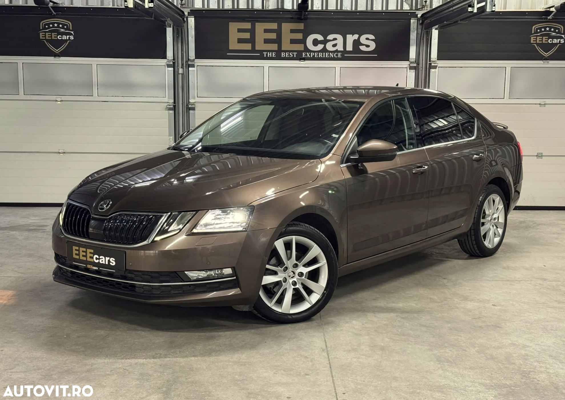 Skoda Octavia 1.6 TDI DSG Ambition - 29