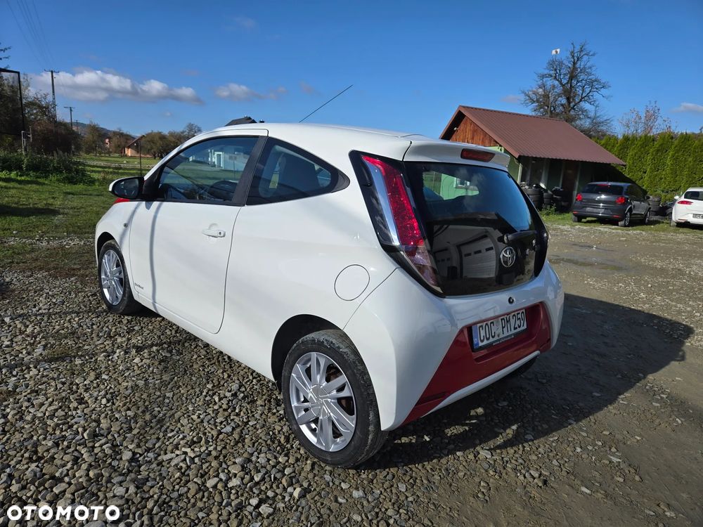 Toyota Aygo 2014 photo 5