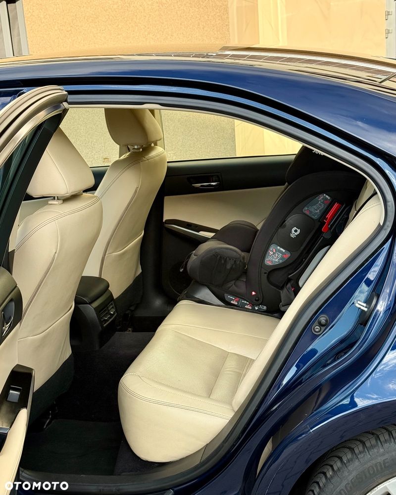 Lexus IS 250 Elegance - 14