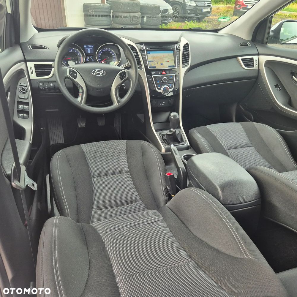 Hyundai i30 blue Kombi 1.4 Classic Navigation - 11
