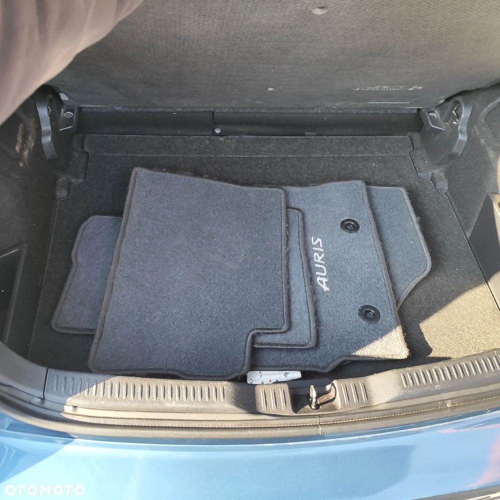 Toyota Auris 1.2 T Dynamic - 13