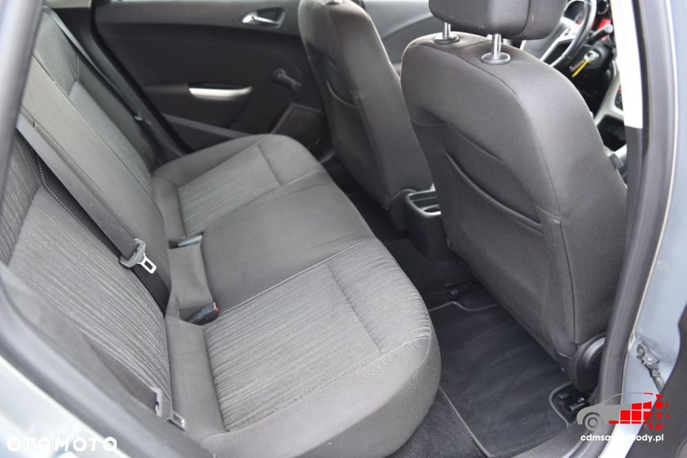 Opel Astra - 20