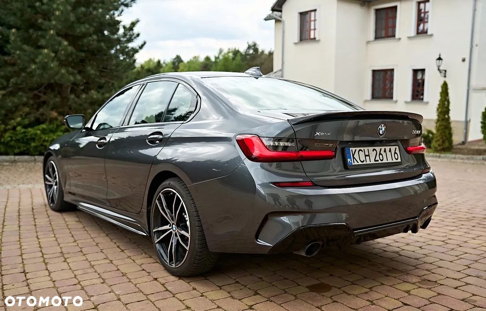BMW Seria 3 330i - 5