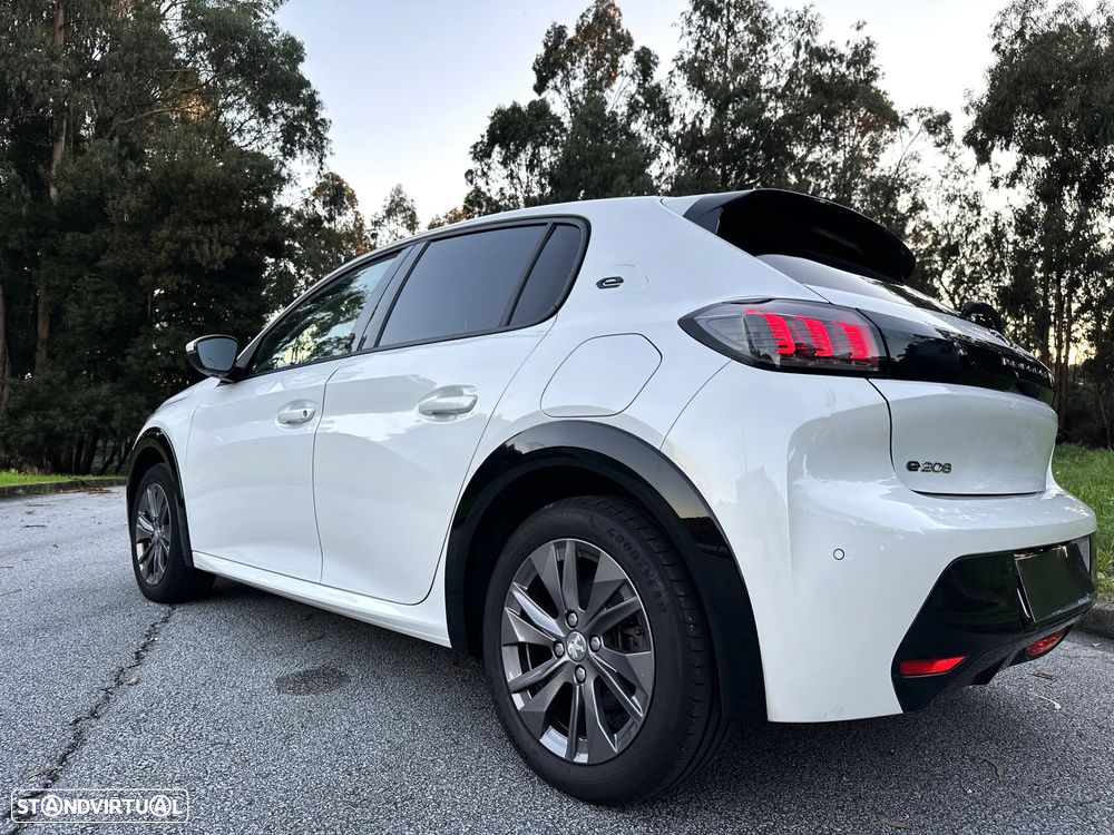 Peugeot e-208 50 kWh Allure Pack - 35