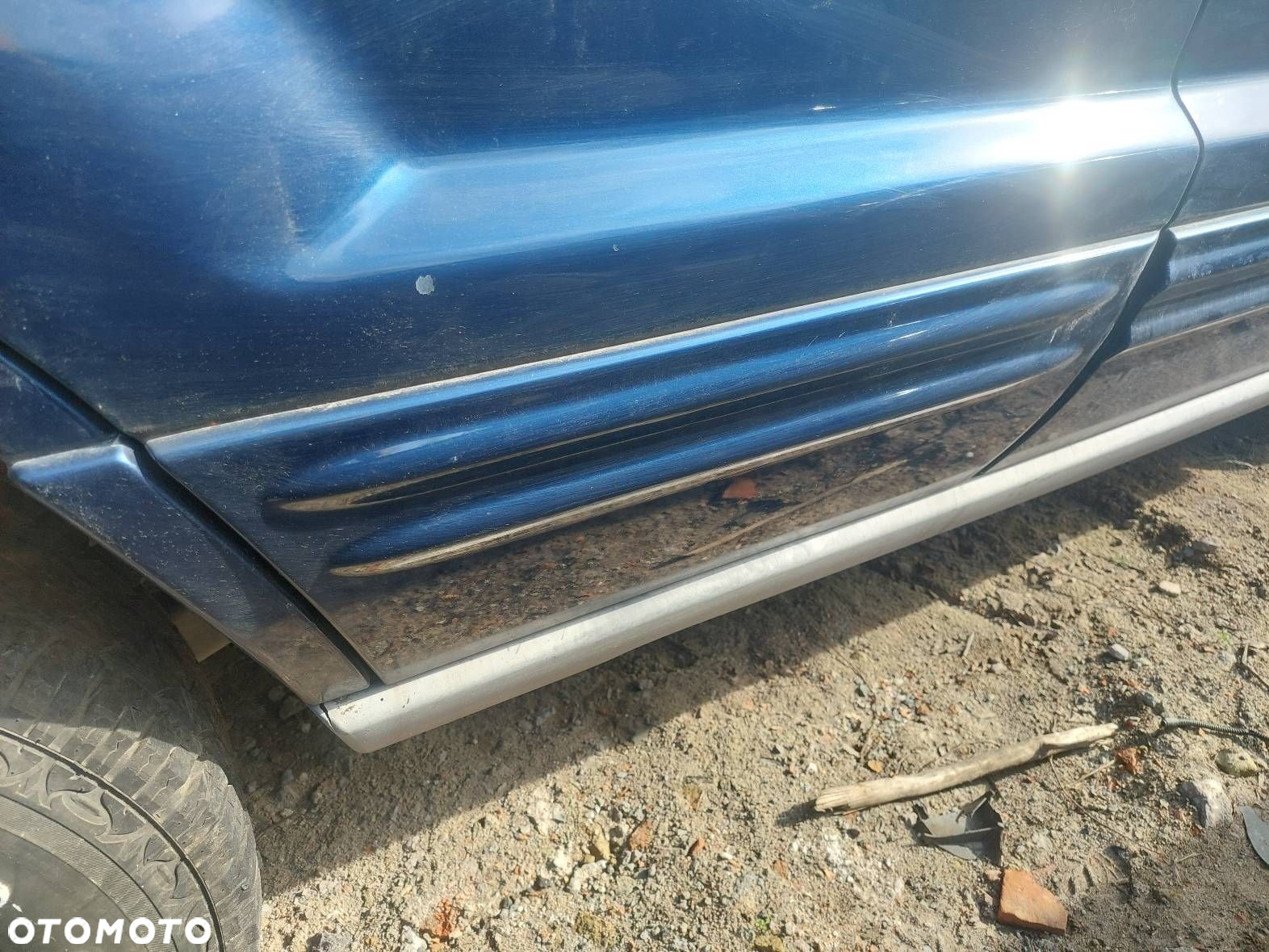 DRZWI KOMPLETNE PRAWY TYŁ JEEP GRAND CHEROKEE WJ MHA - 2