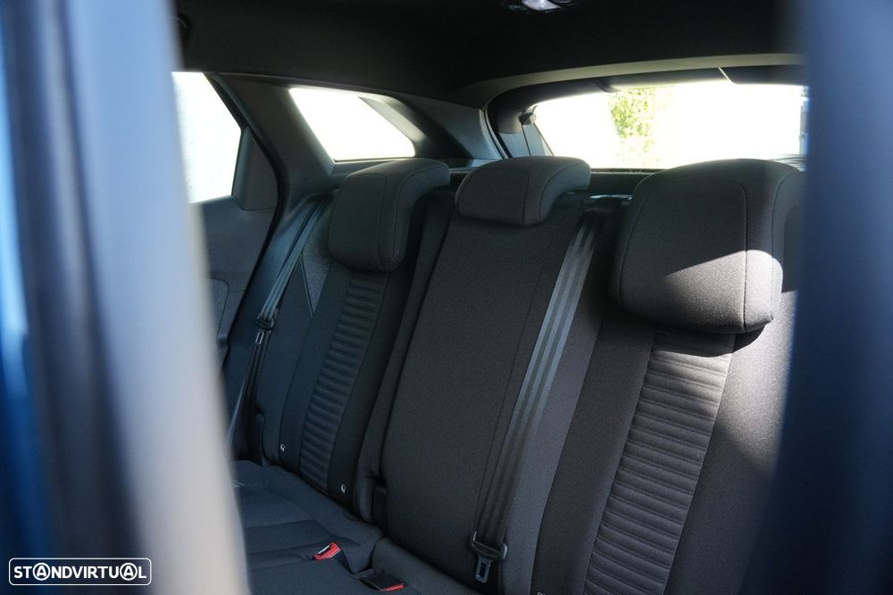 Peugeot 3008 1.2 PureTech Active Pack - 21
