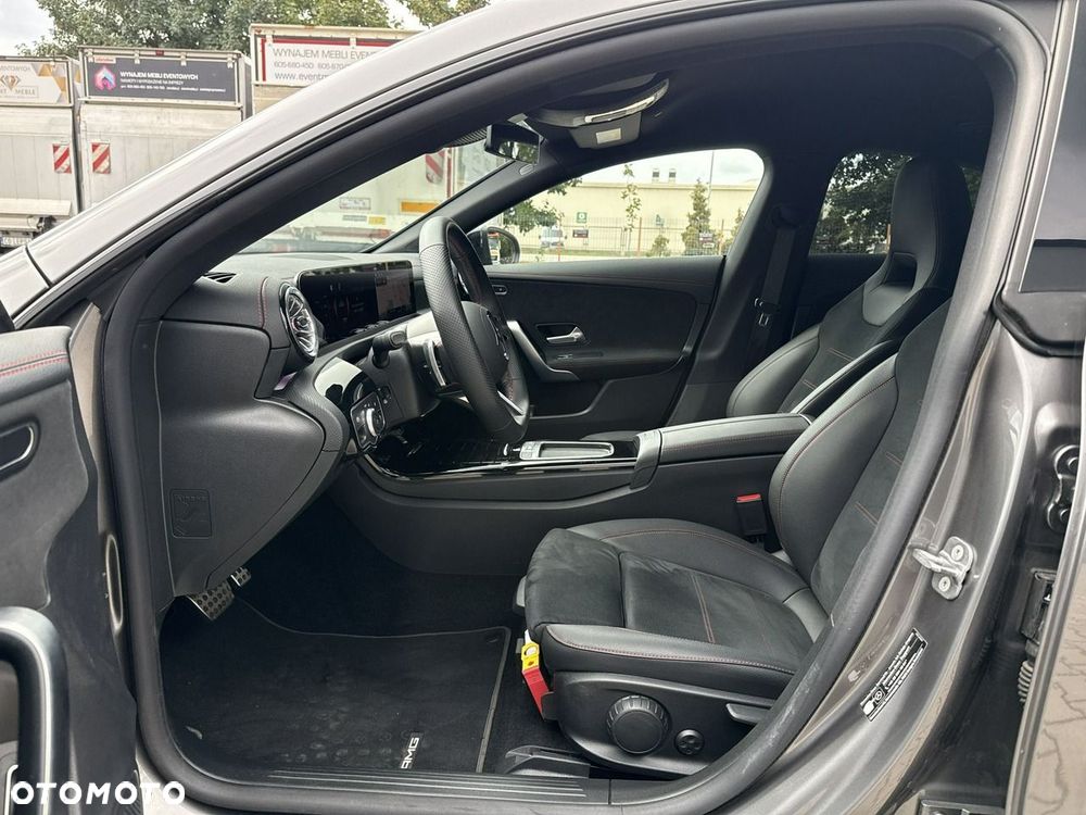 Mercedes-Benz CLA 200 mHEV AMG Line 7G-DCT - 11