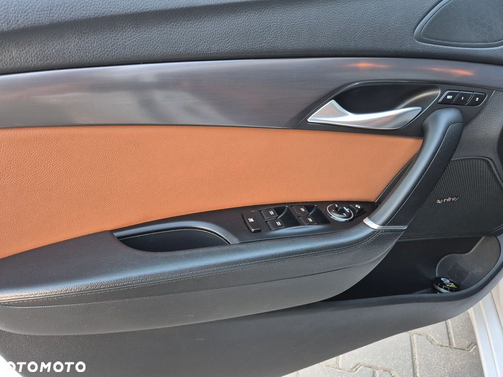 Hyundai i40 Kombi 1.7 CRDi DCT Premium - 13