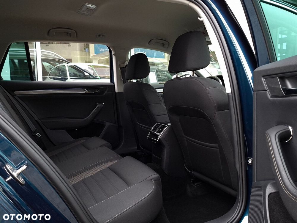 Skoda Superb 2.0 TDI SCR 4x4 Scout DSG - 15