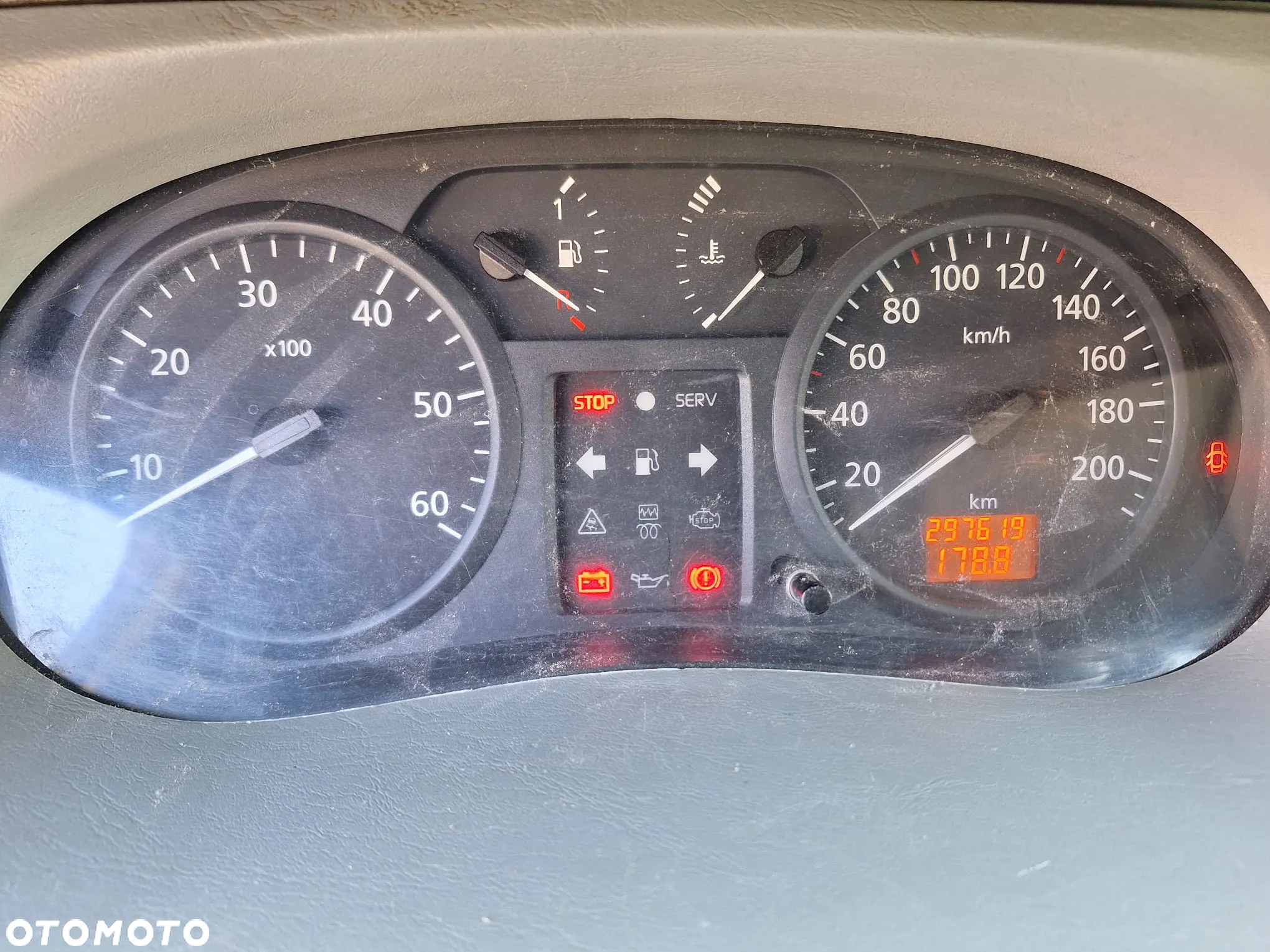 Renault Trafic - 11