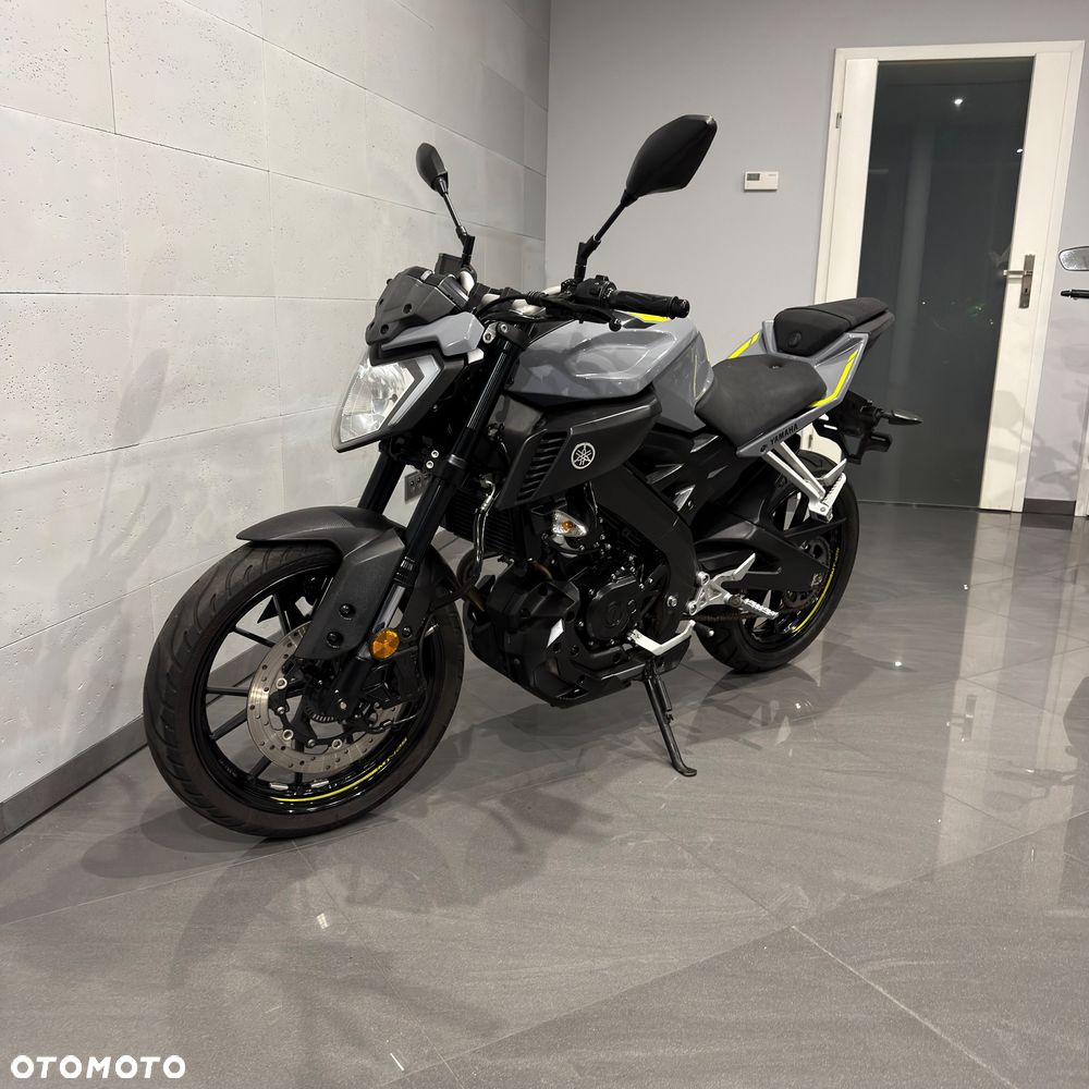 Yamaha MT - 7