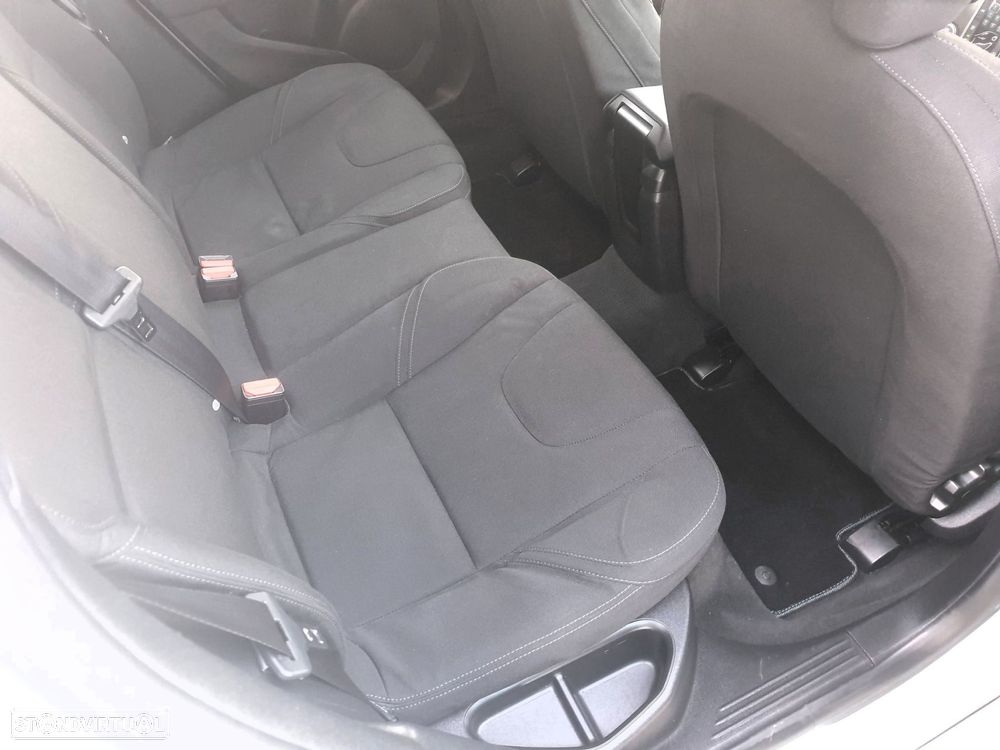 Volvo V40 1.6 D2 Eco Kinetic - 35