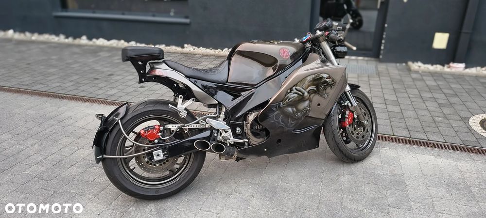 Yamaha FZR - 3