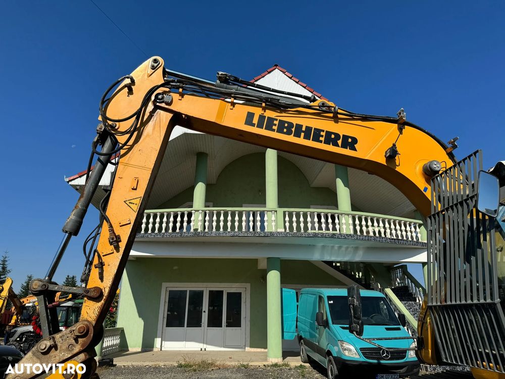 Liebherr R 920 Compact LC - 9