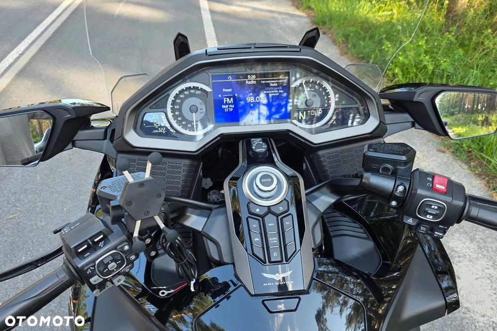 Honda GL - 12