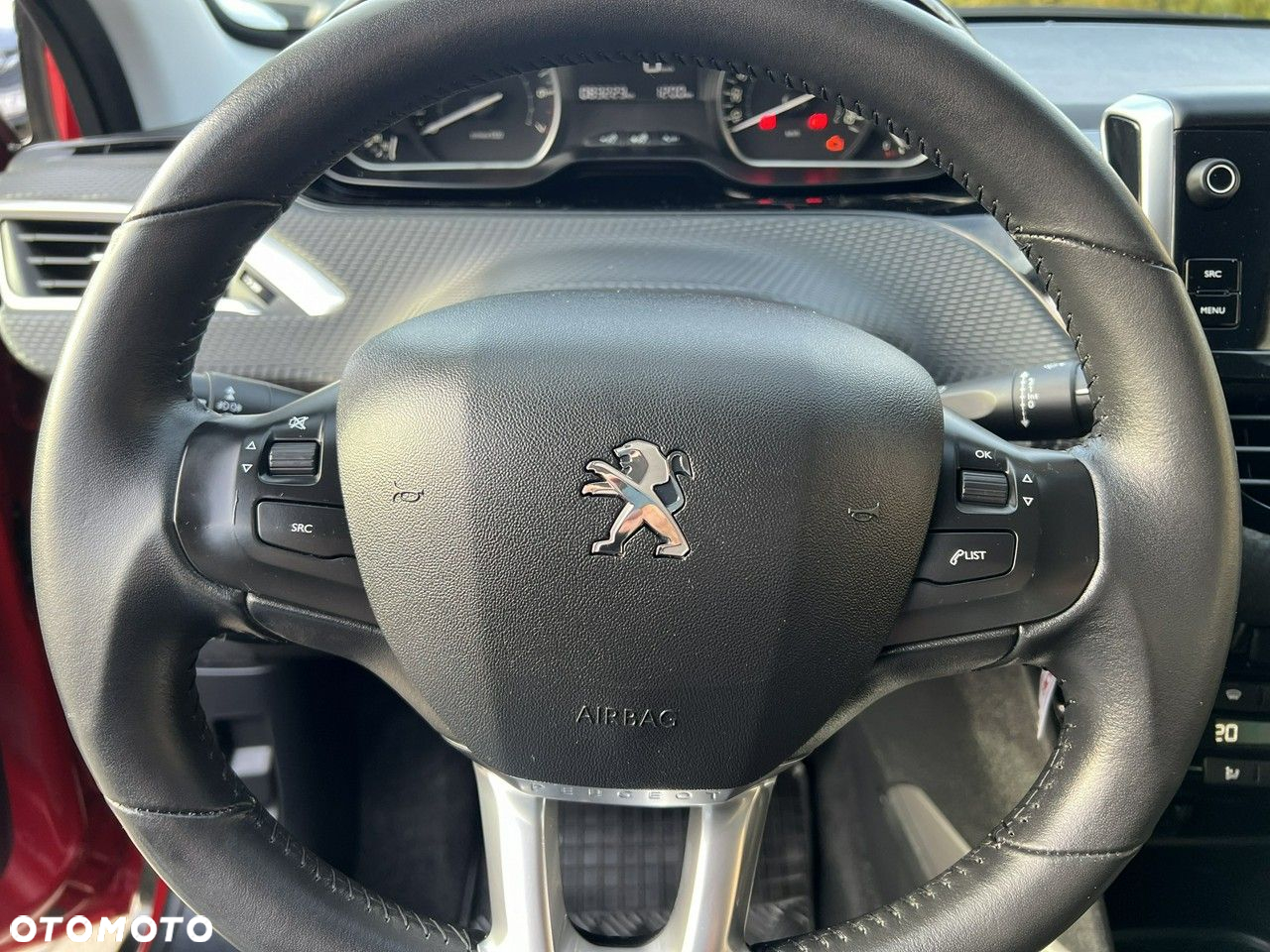 Peugeot 2008 - 12