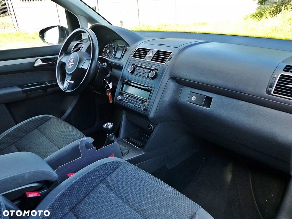 Volkswagen Touran 1.4 TSI Comfortline - 25