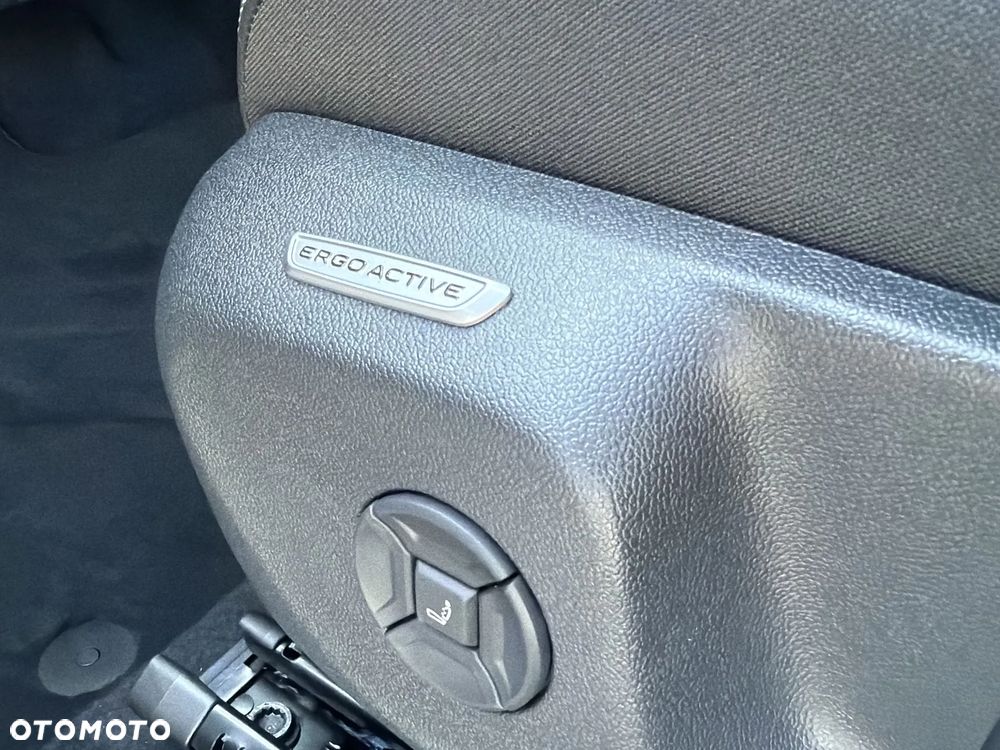 Volkswagen T-Roc 1.5 eTSI Style DSG - 24