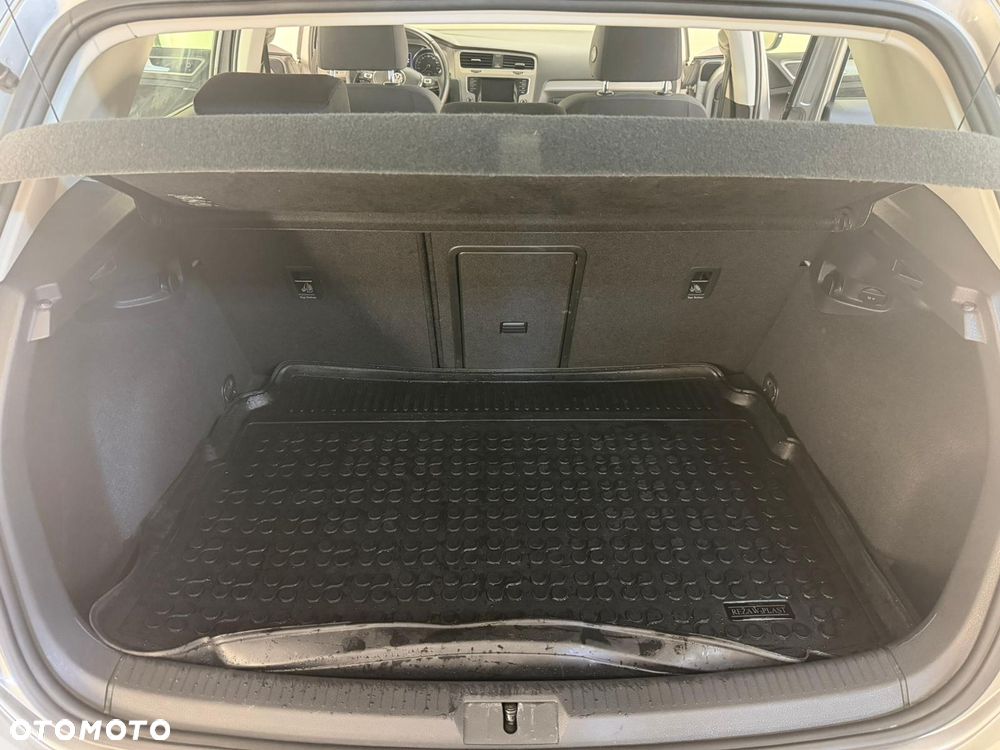 Volkswagen Golf 1.4 TSI BMT Highline - 12