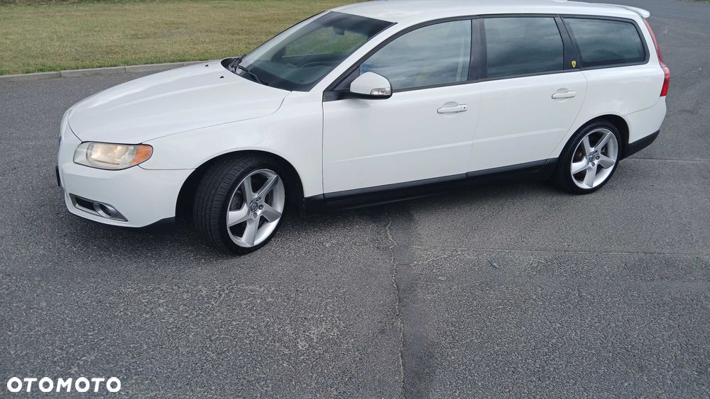 Volvo V70 - 2