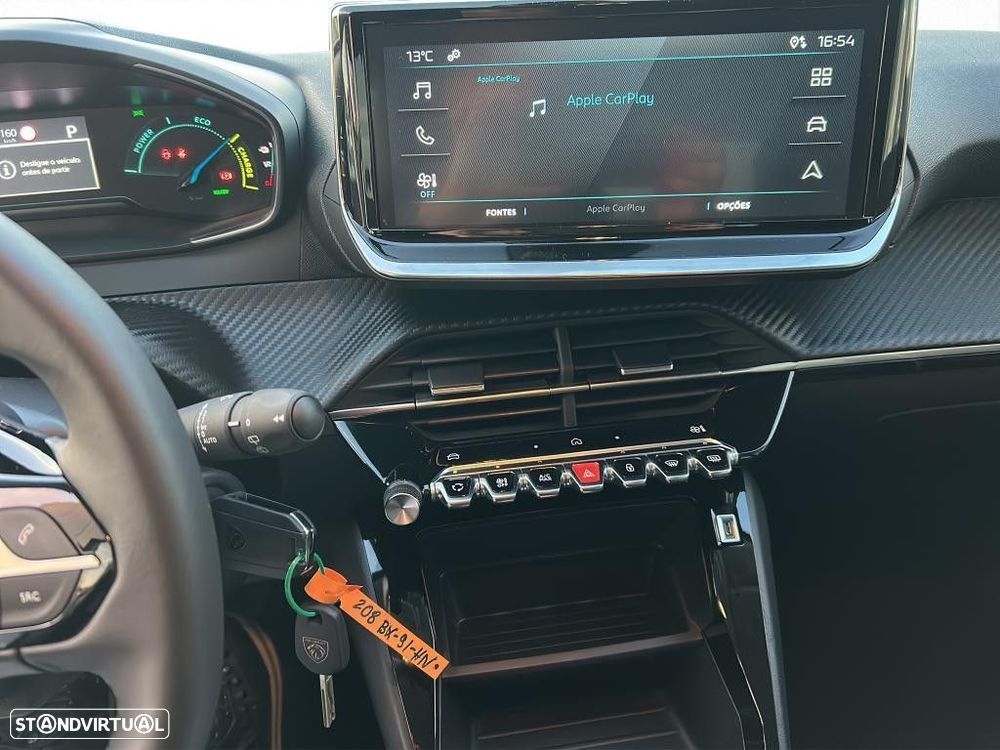 Peugeot e-208 - 14