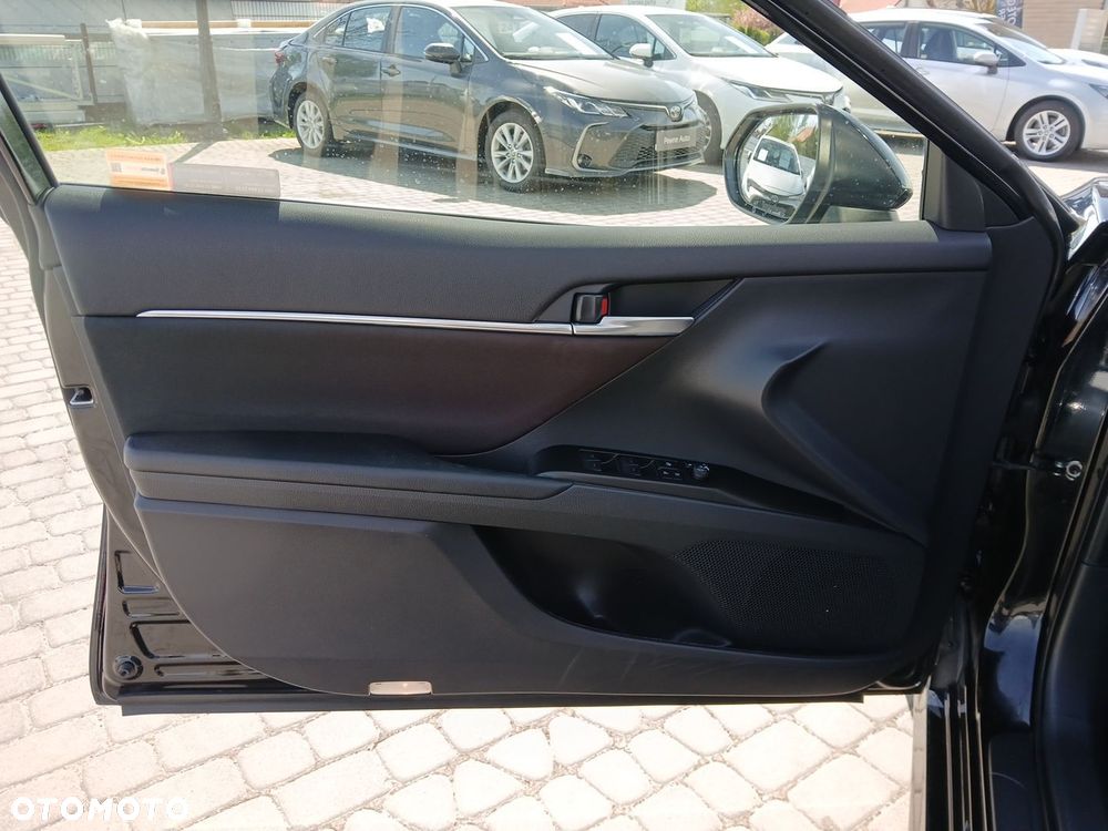 Toyota Camry 2.5 Hybrid Comfort CVT - 20
