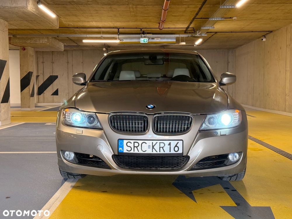 BMW Seria 3 325i - 5