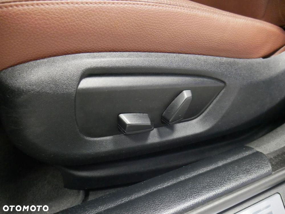 BMW Seria 5 520d Luxury Line - 15